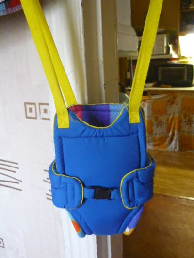 Лот: 8094100. Фото: 1. Прыгунки. Ходунки, прыгунки, качели