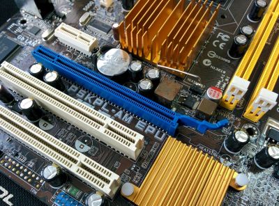 Лот: 9757208. Фото: 1. Материнская плата ASUS P5KPL-AM... Материнские платы