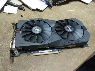 Лот: 9833611. Фото: 1. видеокарта rx 470 asus strix gaming... Видеокарты