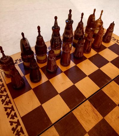 Лот: 19382921. Фото: 1. Шахматы СССР коллекционные деревянные. Шахматы, шашки, нарды