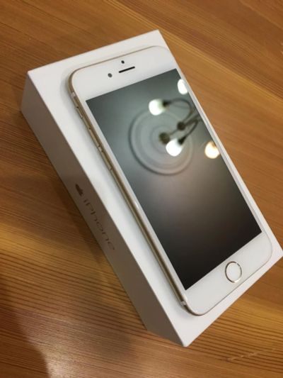 Лот: 11084114. Фото: 1. iPhone 6 64gb gold. Смартфоны