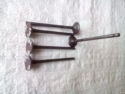Лот: 14959049. Фото: 1. Клапан выпускной Клапан ГБЦ 1NZ-FE... Двигатель и элементы двигателя