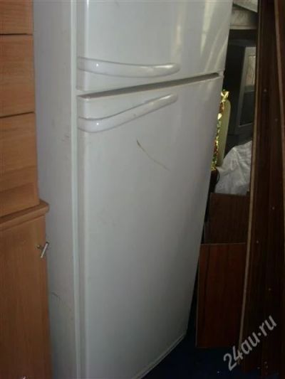 Лот: 1083028. Фото: 1. холодильник 2х камерный. Холодильники, морозильные камеры