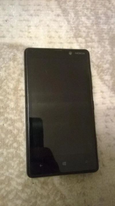 Лот: 8624576. Фото: 1. Nokia Lumia 820. Смартфоны