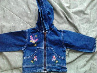 Лот: 2822253. Фото: 1. курточка джинсовая на рост 86. Верхняя одежда