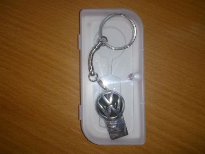 Лот: 3032478. Фото: 1. USB флешка "Volkswagen" 4 Gb логотип... USB-флеш карты