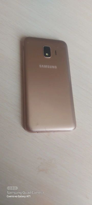 Лот: 17879945. Фото: 1. samsung J2. Смартфоны