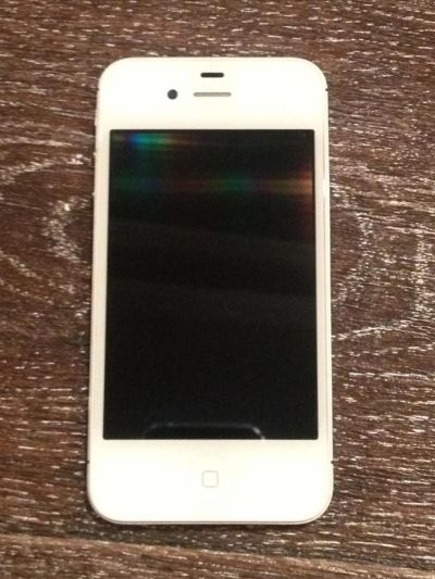 Лот: 3197986. Фото: 1. Продам iPhone 4s оригинал (не... Смартфоны