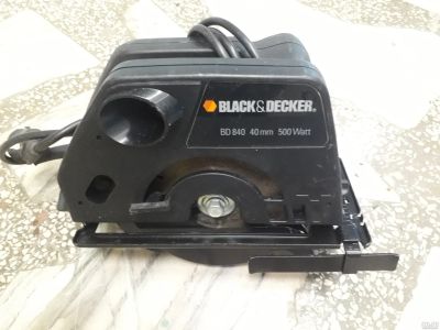 Лот: 13817832. Фото: 1. Циркулярная пила Black & Decker... Электроинструмент