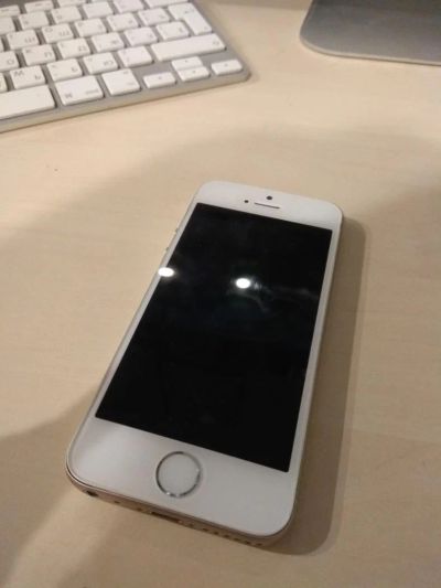 Лот: 10839470. Фото: 1. iPhone 5s. Смартфоны
