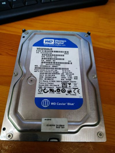Лот: 20760764. Фото: 1. Жёсткий диск 320гб. Жёсткие диски (HDD)