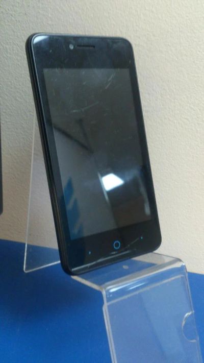 Лот: 7766593. Фото: 1. Смартфон ZTE Blade a5. Смартфоны
