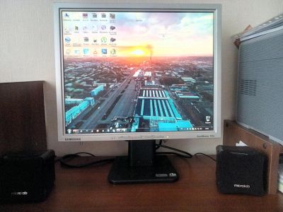 Лот: 4302813. Фото: 1. 19" ЖК Монитор Samsung SyncMaster... ЖК-мониторы