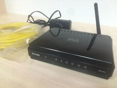 Лот: 8643485. Фото: 1. Продам Wi-Fi-роутер D-link DIR-300... Маршрутизаторы (роутеры)