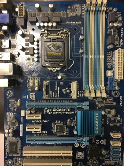 Лот: 10574369. Фото: 1. Материнская плата GigaByte Сокет... Материнские платы