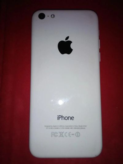 Лот: 7690922. Фото: 1. iPhone 5C. Смартфоны