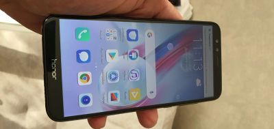 Лот: 16195335. Фото: 1. Honor 9 lite + карта памяти 32Гб. Смартфоны
