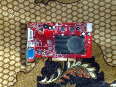 Лот: 1610914. Фото: 1. radeon x1650 agp. Видеокарты