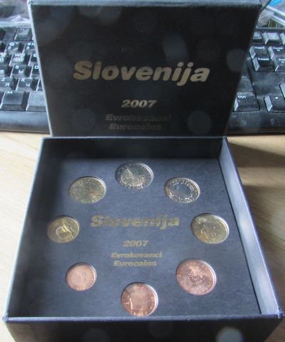 Лот: 19076489. Фото: 1. Словения 2007 Набор евро монет... Наборы монет