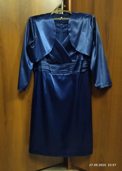 Лот: 25776236. Фото: 1. Костюм новый р. 52. Костюмы