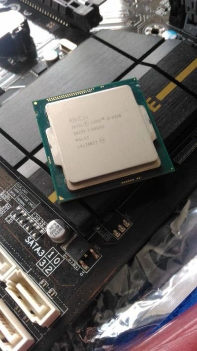 Лот: 9193032. Фото: 1. Процессор INTEL Core i3 4350... Процессоры