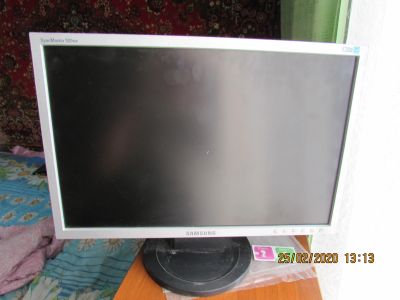 Лот: 15572495. Фото: 1. ЖК Монитор 19". ЖК-мониторы