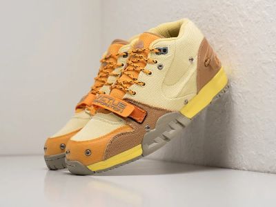 Лот: 24976744. Фото: 1. Кроссовки Nike Air Trainer 1 SP. Кеды, кроссовки, слипоны