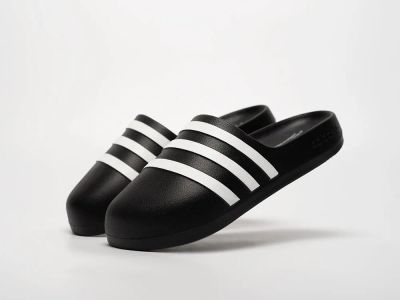 Лот: 24974770. Фото: 1. Сланцы Adidas. Шлепанцы, сланцы