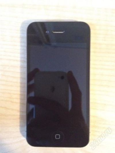 Лот: 1971964. Фото: 1. Продам iPhone 4G 8GB. Cостояние... Кнопочные мобильные телефоны