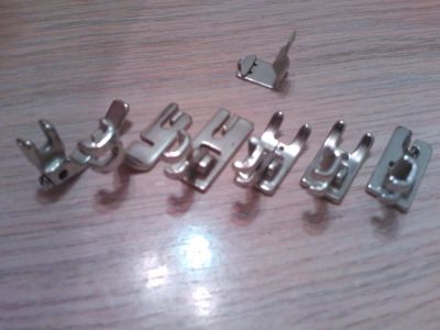 Лот: 6806252. Фото: 1. Лапка для швейной машинки. Швейный и вязальный инструмент