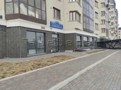 Лот: 20300221. Фото: 1. Нежилое помещение на ул. Петра... Нежилое