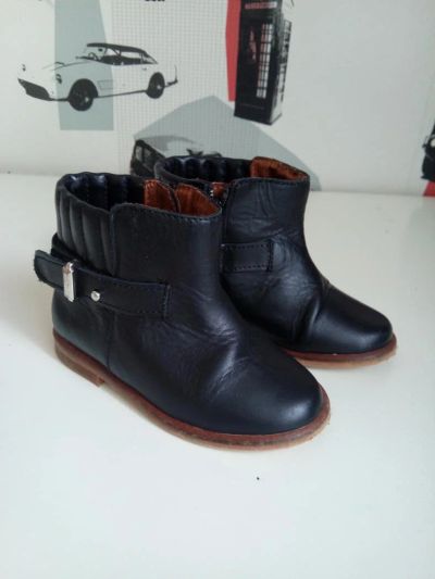 Лот: 8032614. Фото: 1. Сапожки Зара 19 размер. Сапоги