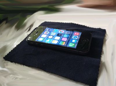 Лот: 4497782. Фото: 1. Apple iPhone 4S 16Gb Black + 2... Смартфоны
