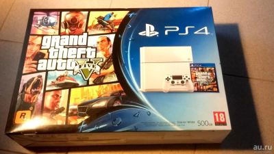 Лот: 9005021. Фото: 1. playstation 4 / ps4 +4 игры (GTA... Игровые приставки, консоли