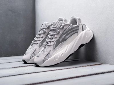 Лот: 14278691. Фото: 1. Adidas Yeezy Boost 700 v2 Артикул... Кеды, кроссовки, слипоны