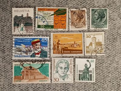 Лот: 25845967. Фото: 1. Набор из 10 почтовых марок - Мира. Книги