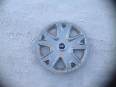 Лот: 6696232. Фото: 1. Колпак FORD R17 в наличии 2шт... Колпаки