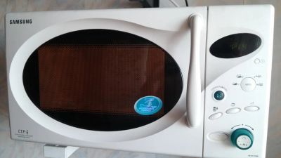 Лот: 7398387. Фото: 1. Микроволновая печь Samsung M1877NR... Микроволновки, мини-печи