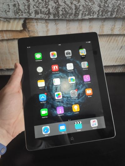 Лот: 16742035. Фото: 1. iPad 4 Retina 16 Gb Wi-Fi + 4G... Планшеты