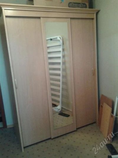 Лот: 2702613. Фото: 1. Шкаф-купе с зеркальной дверью. Шкафы, шкафы-купе