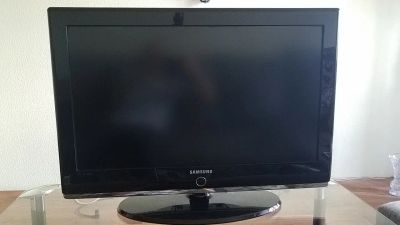 Лот: 14826724. Фото: 1. Телевизор Samsung 32 дюйма. Телевизоры