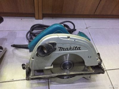 Лот: 11187510. Фото: 1. Дисковая пила Makita 5704R. Электроинструмент