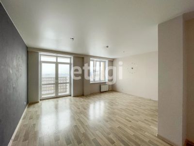 Лот: 25286481. Фото: 1. 3-комн. квартира , Красноярск... Квартиры, студии