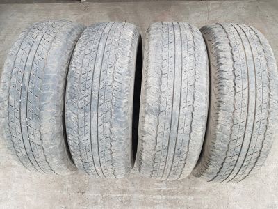 Лот: 14297075. Фото: 1. 265 65 R17 Bridgestone Комплект. Шины