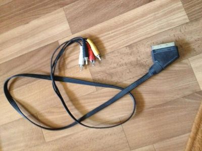 Лот: 4045425. Фото: 1. Шнур SCART 1 м (4 тюльпана). Шнуры, кабели, разъёмы