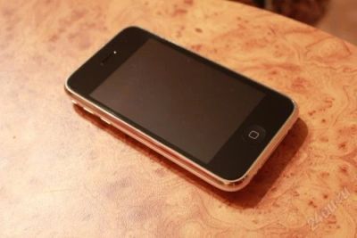 Лот: 1867728. Фото: 1. Продам iphone 3gs 16gb Белый в... Кнопочные мобильные телефоны