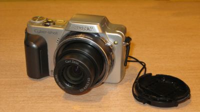 Лот: 7687033. Фото: 1. Фотоаппарат SONY. Цифровые компактные