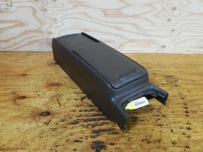 Лот: 18537426. Фото: 1. Подлокотник Toyota Mark Ii JZX90... Салон