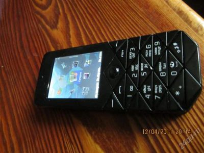 Лот: 1725607. Фото: 1. Nokia 7500 Prism !!!Обмен !!!. Кнопочные мобильные телефоны