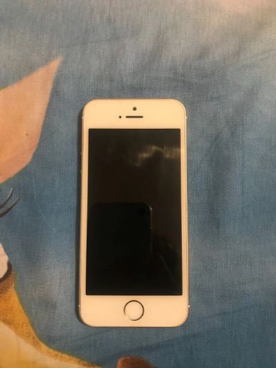 Лот: 10329625. Фото: 1. iPhone 5s. Смартфоны